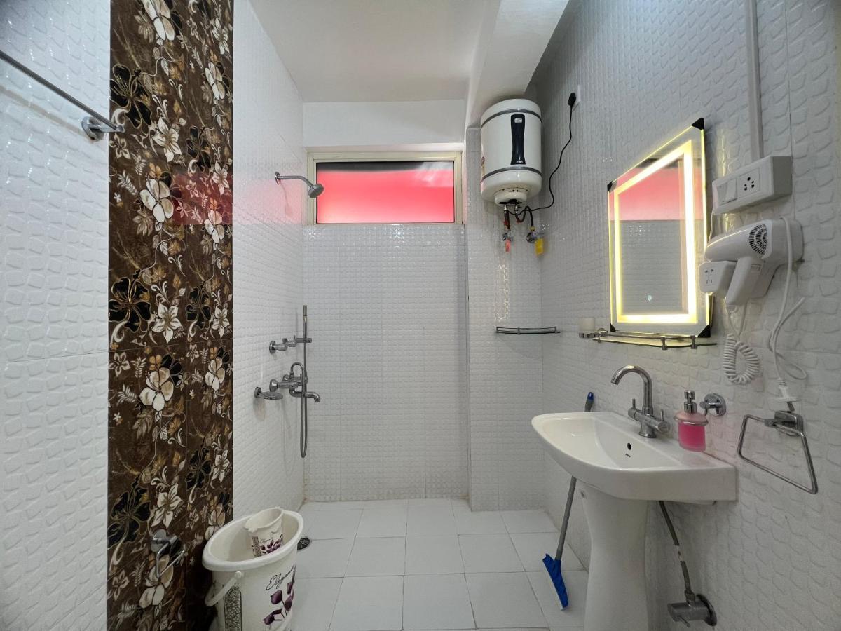Live Free Hostel, Mcleodganj 맥그로드 간즈 외부 사진