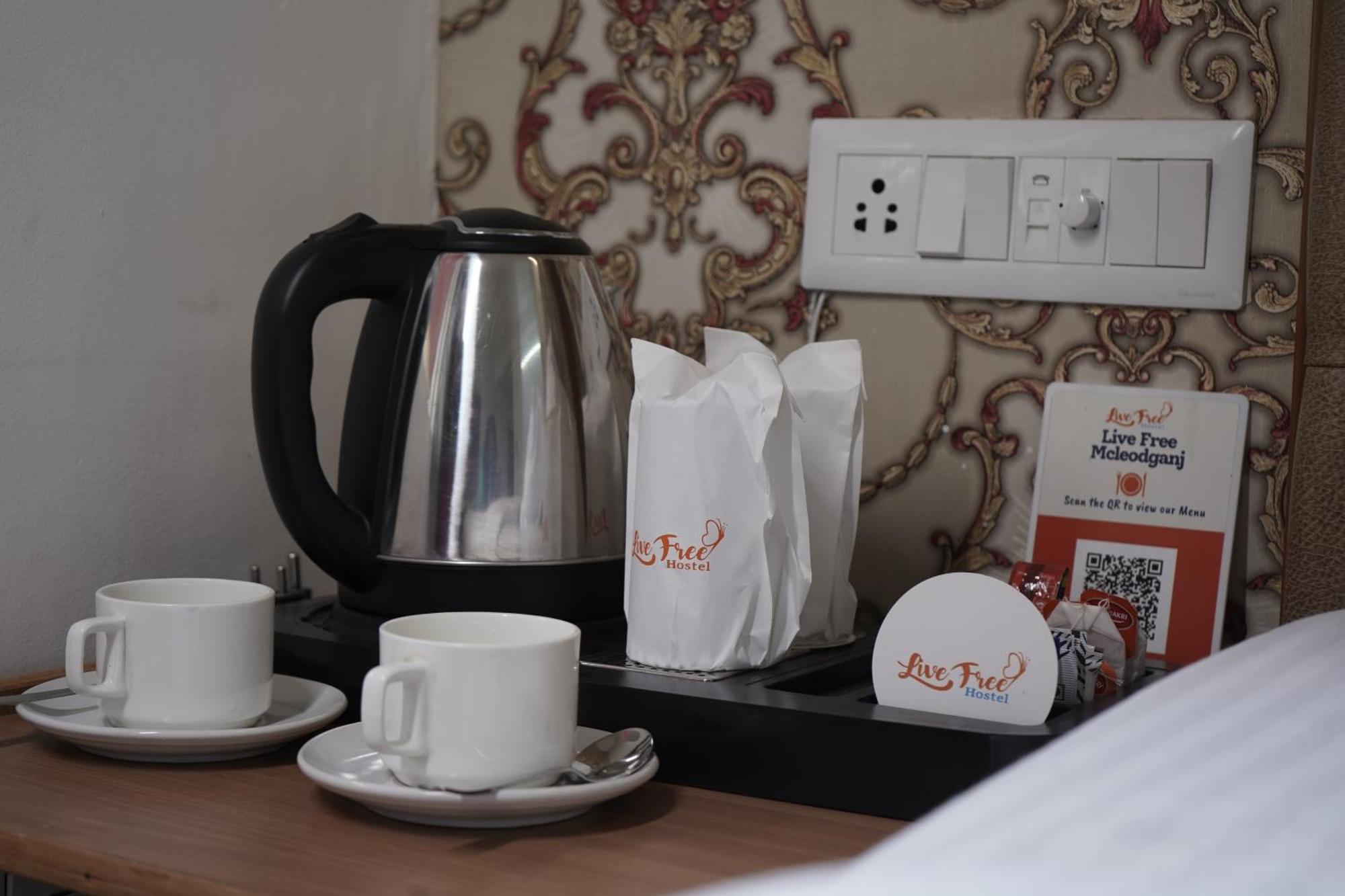 Live Free Hostel, Mcleodganj 맥그로드 간즈 외부 사진