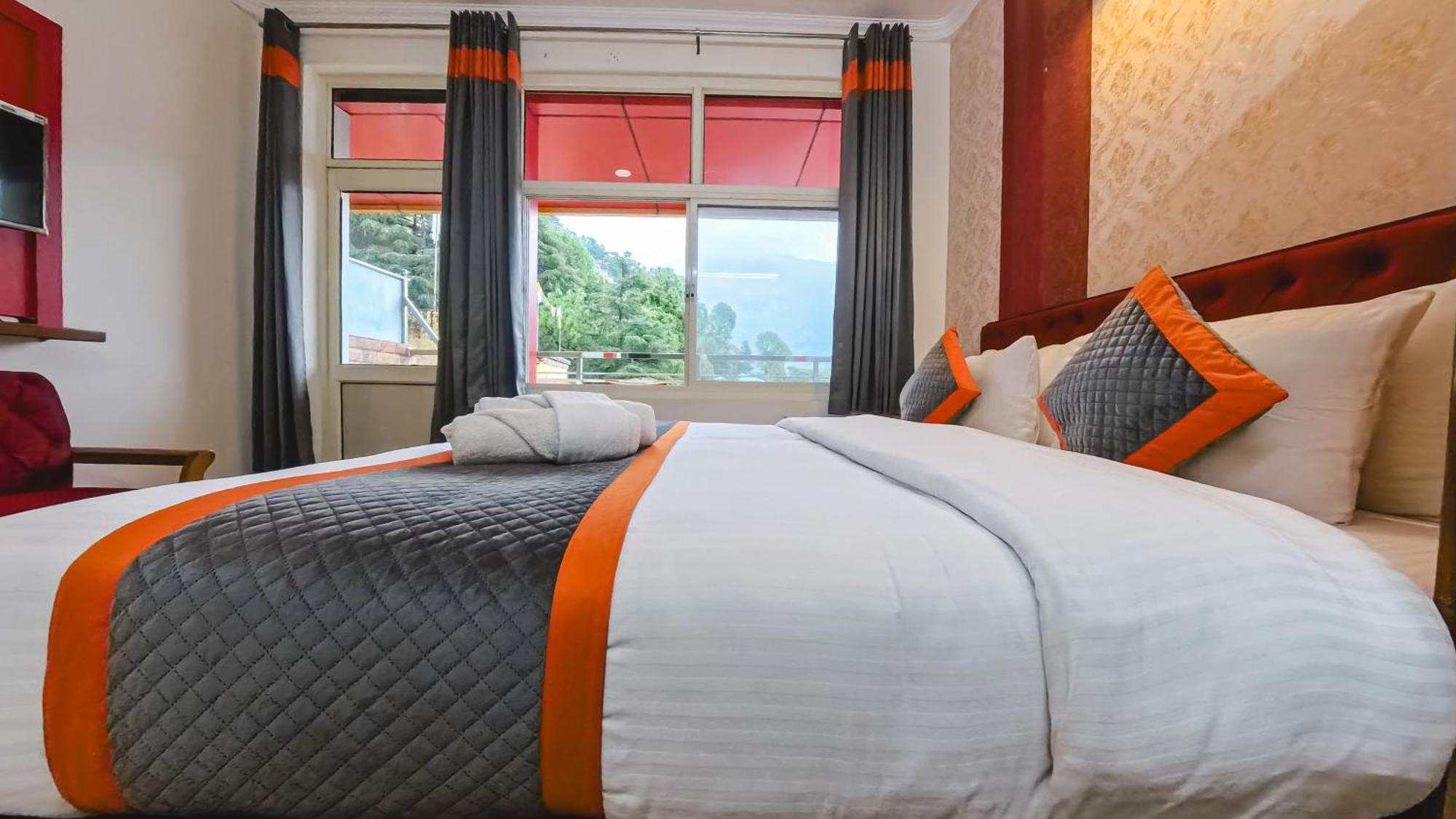 Live Free Hostel, Mcleodganj 맥그로드 간즈 외부 사진